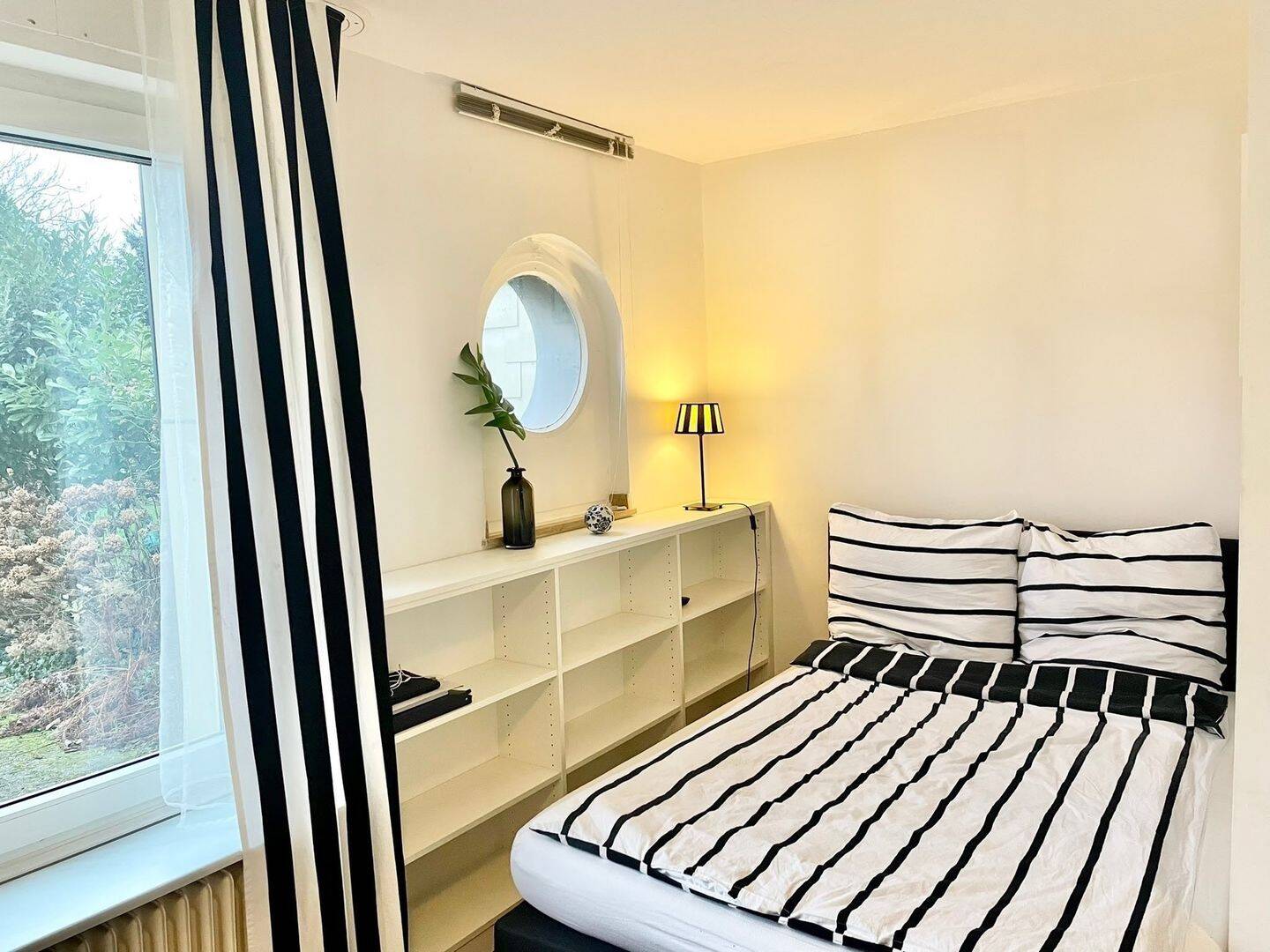 Sorgenfrei investieren: Möbliertes 6-Apartmenthaus mit Rundum-sorglos-Konzept – Düsseldorf – Vorschaubild 4