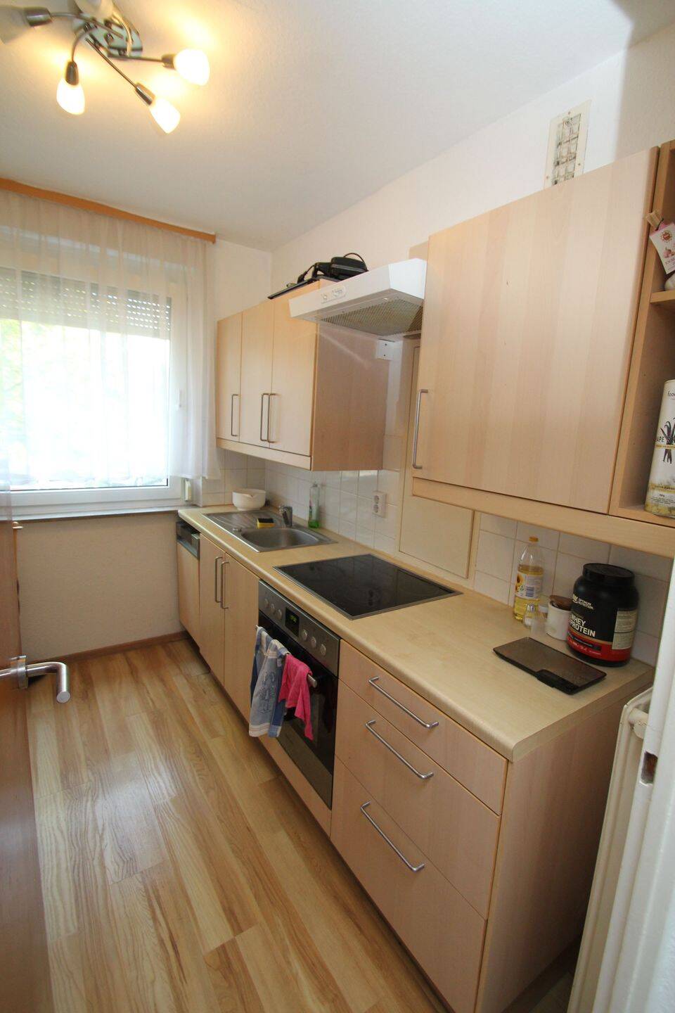 Super geschnittene 2 ZW mit Loggia und Einbauküche – Nürnberg – Vorschaubild 5