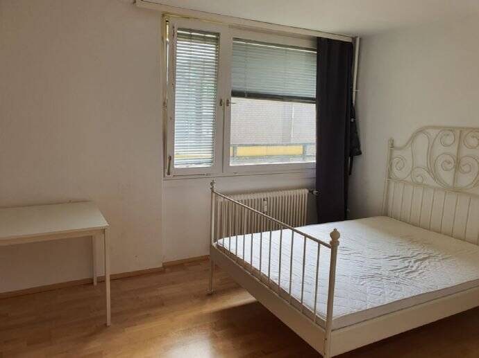 Emmertsgrund: Zimmer mit Ausblick, Studenten WG- Einzelzimmervermietung – Heidelberg – Vorschaubild 7