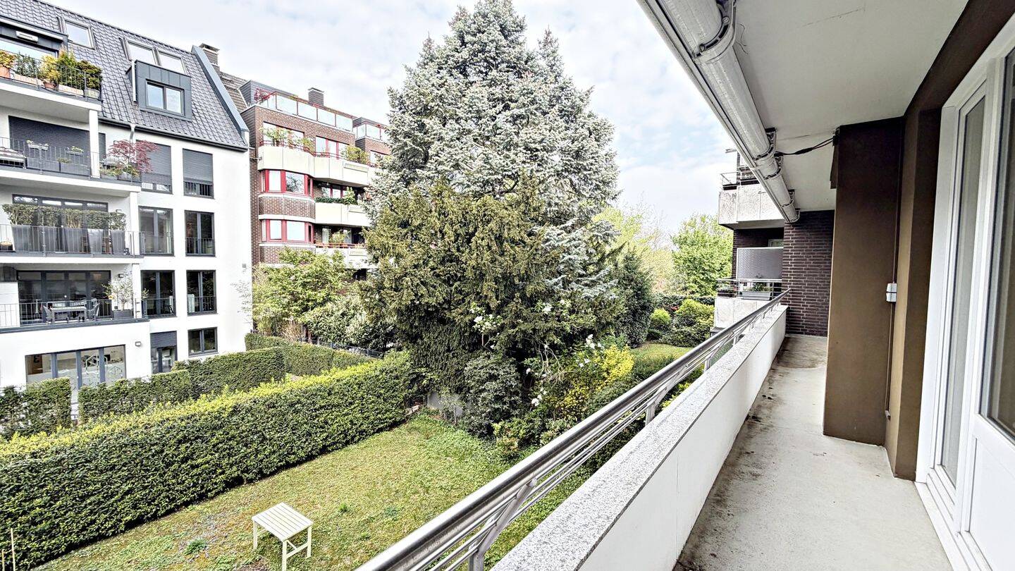 Attraktive Wohnkombination: Familienwohnung mit modernisiertem Studio & Garage