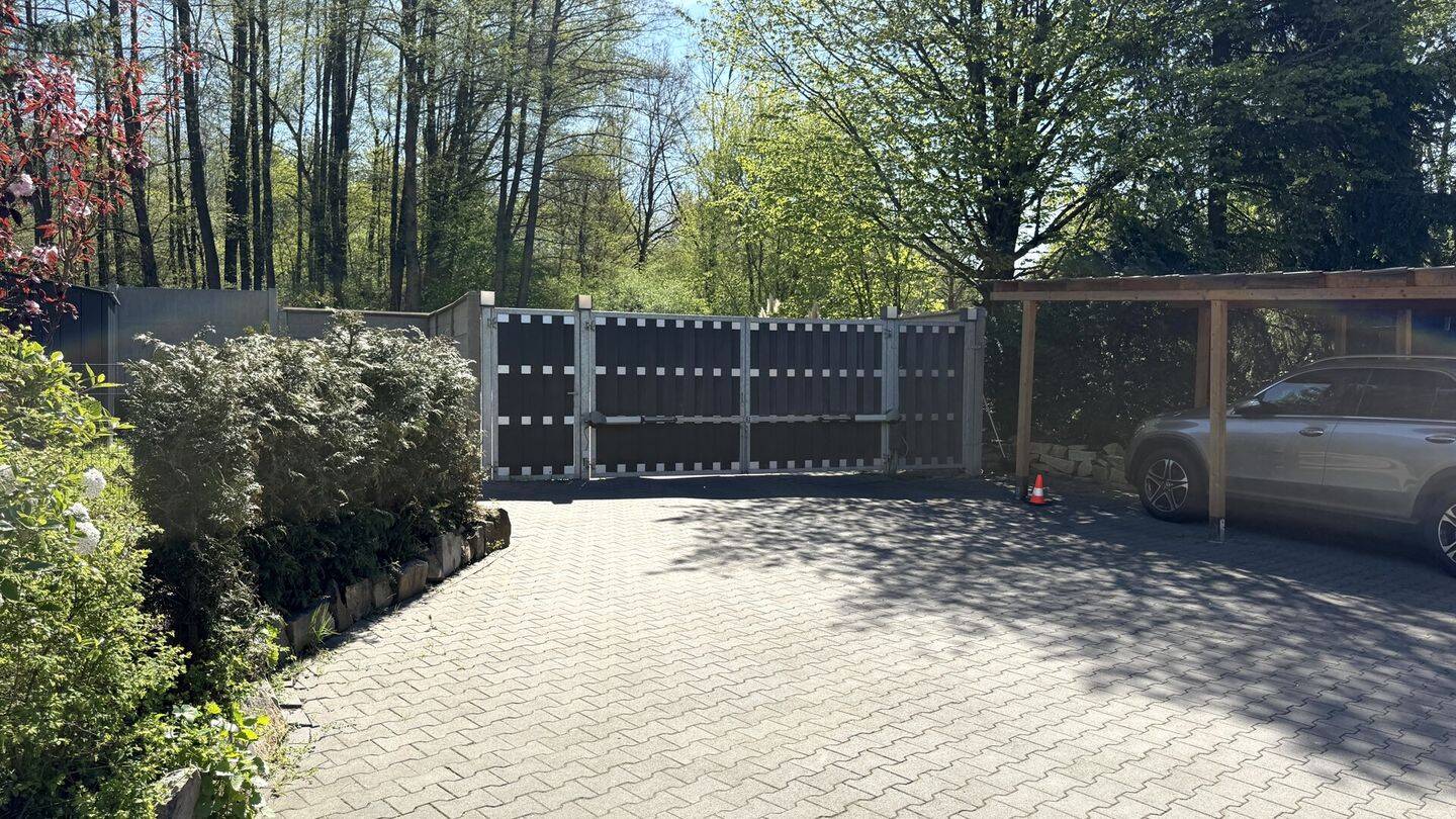 Zweifamilienhaus + Apartment - ideal auch für Tierhaltung – Bielefeld – Vorschaubild 3