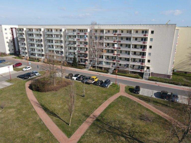 Erstbezug nach Wohnungssanierung – Magdeburg – Bild 1 von 9