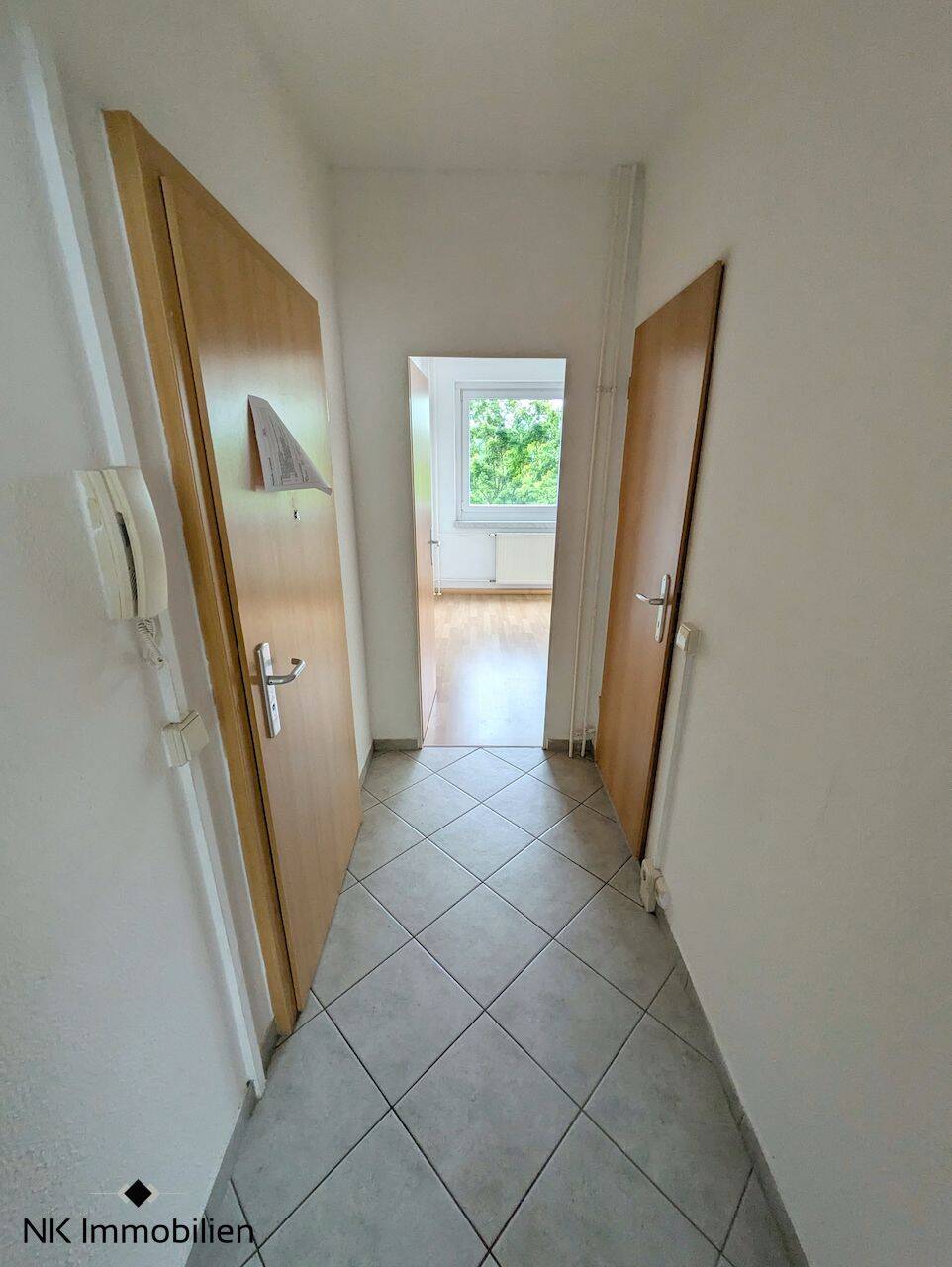 ++ schöne & günstige 3-Raum-Wohnung - großer Balkon mit Ausblick ins Grüne ++ – Chemnitz – Vorschaubild 4