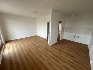 Moderne 3-Zimmer-Wohnung mit großem Balkon in ruhiger Lage! – 39116 Magdeburg – Vorschaubild 2