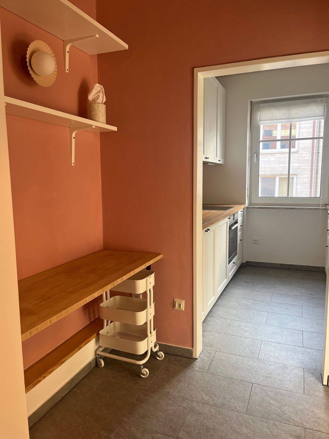 Stilvoll möblierte 1-Zimmer-Wohnung im Herzen der Nürnberger Altstadt – Nürnberg – Vorschaubild 3