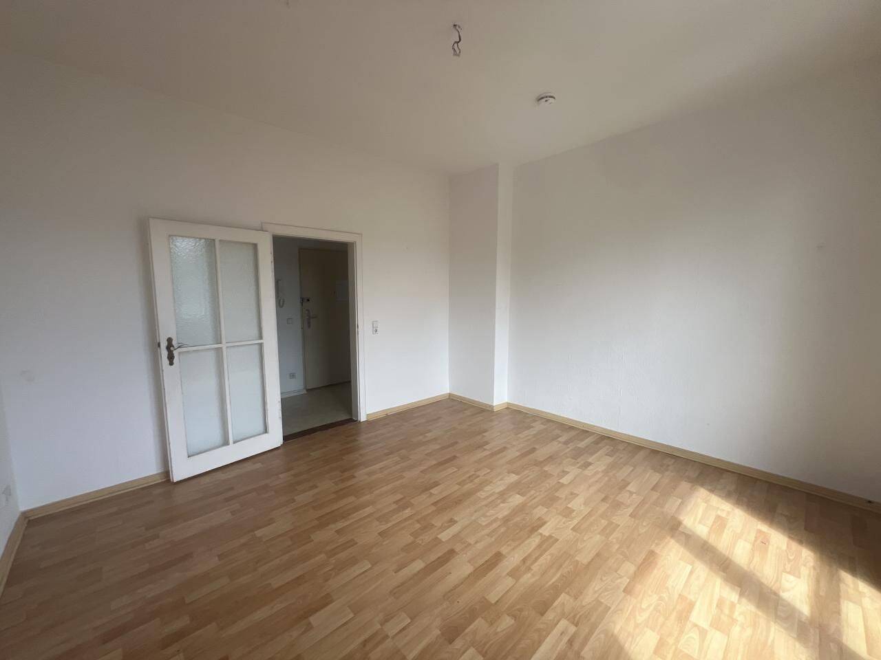 *Selber renovieren und bei der Miete sparen* – Magdeburg – Vorschaubild 6