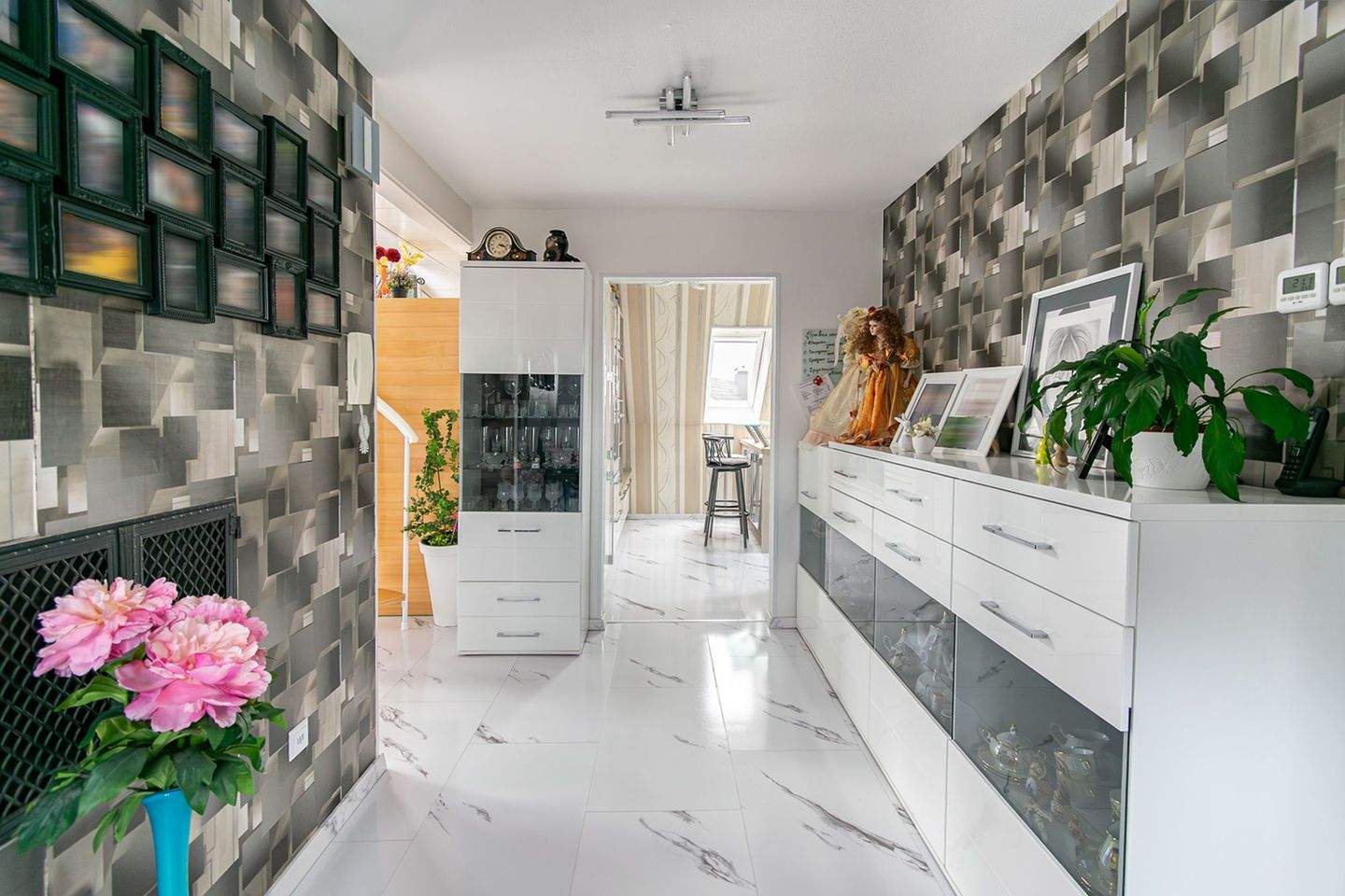 Maisonette-Wohnung mit Empore, Dachterrasse und beeindruckender Berg- und Seesicht! – Tettnang – Vorschaubild 8