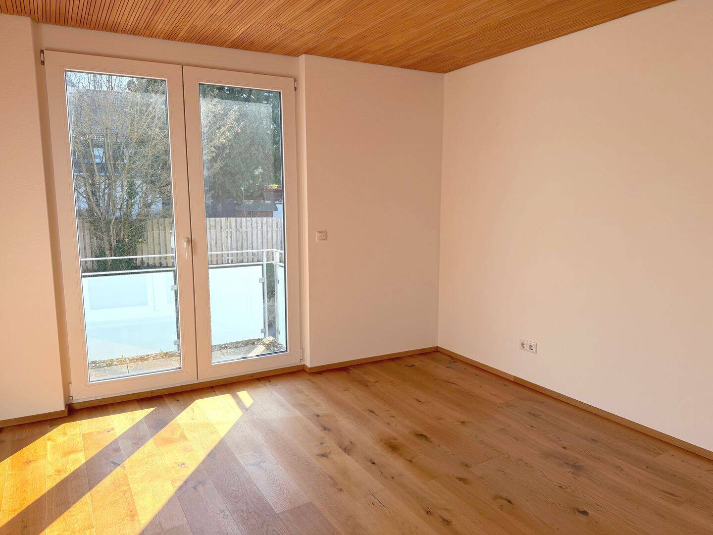 Neuwertige 4-Zimmer Wohnung mit EBK + TG-Stpl. im Freiburger Osten – Freiburg im Breisgau – Vorschaubild 9