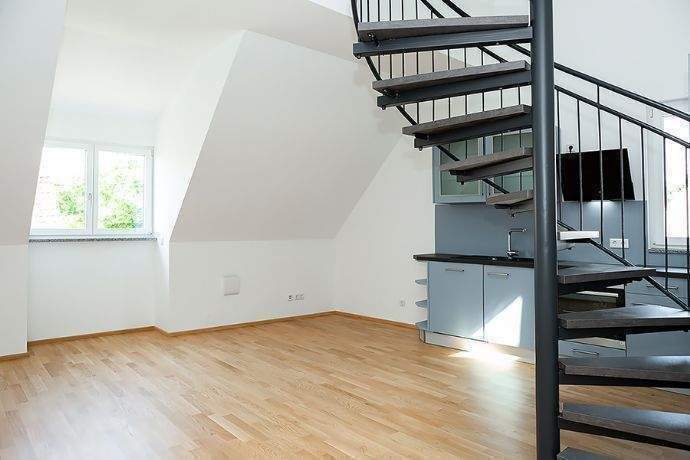 2-Zi.-Maisonettewohnung mit Einbauküche – Nürnberg – Vorschaubild 4