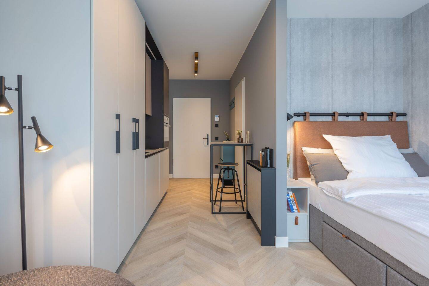 Smart Living! Luxus-Studio mit maßgeschneiderter Möblierung | verfügbar ab sofort!