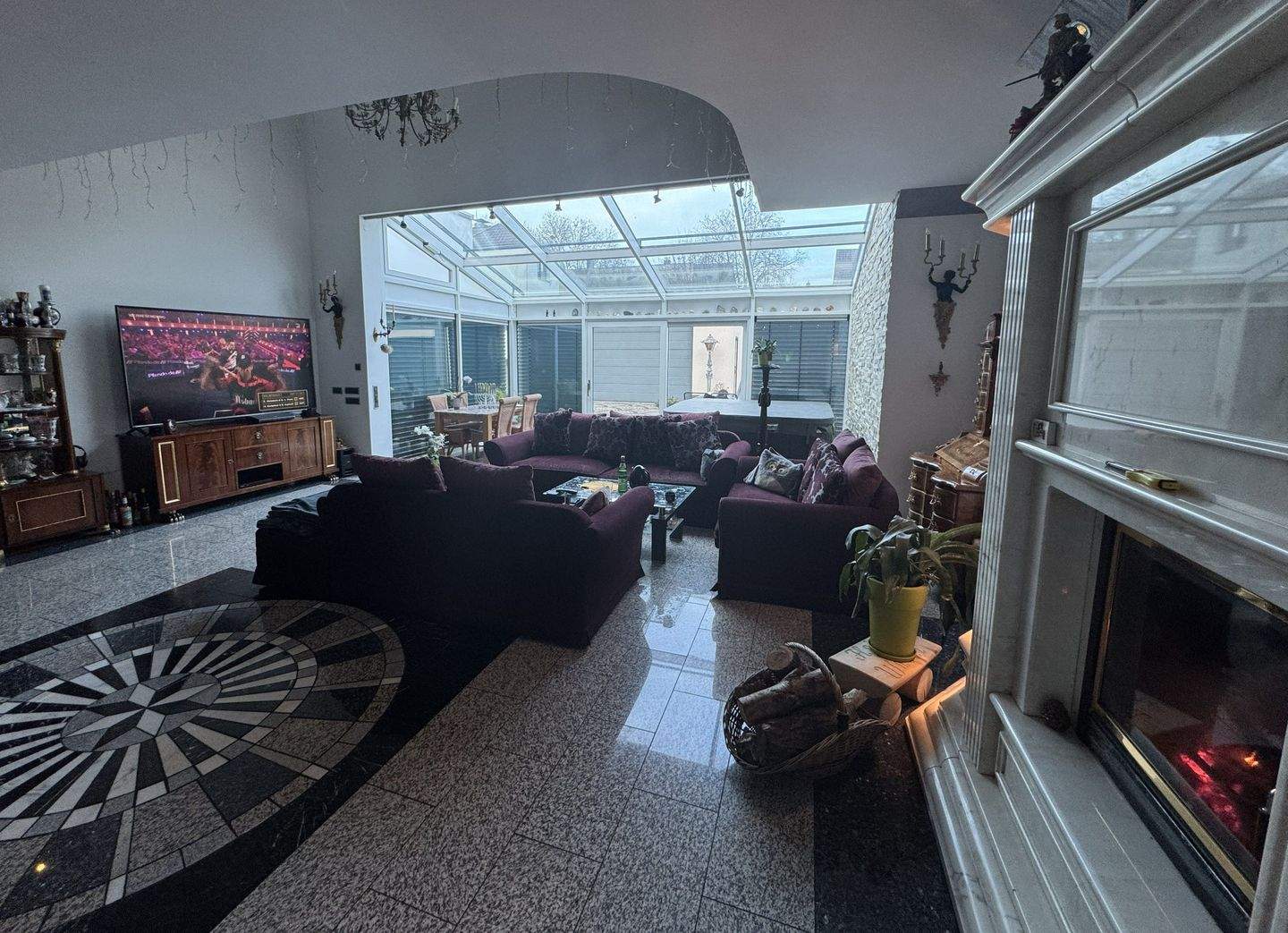 Modernes Einfamilienhaus mit Top- Ausstattung, Garten und Garagen – Oberhausen – Vorschaubild 9
