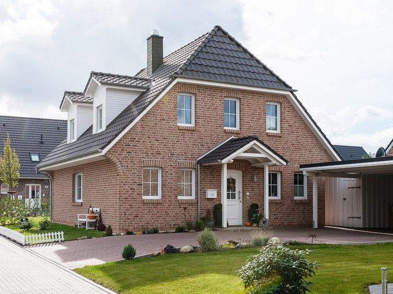 Neubauplanung - Familienhaus im klassischen Stil - Niedrigenergiehaus EH40 mit Wärmepumpe & PV-Anlage – Ahrensbök – Vorschaubild 3