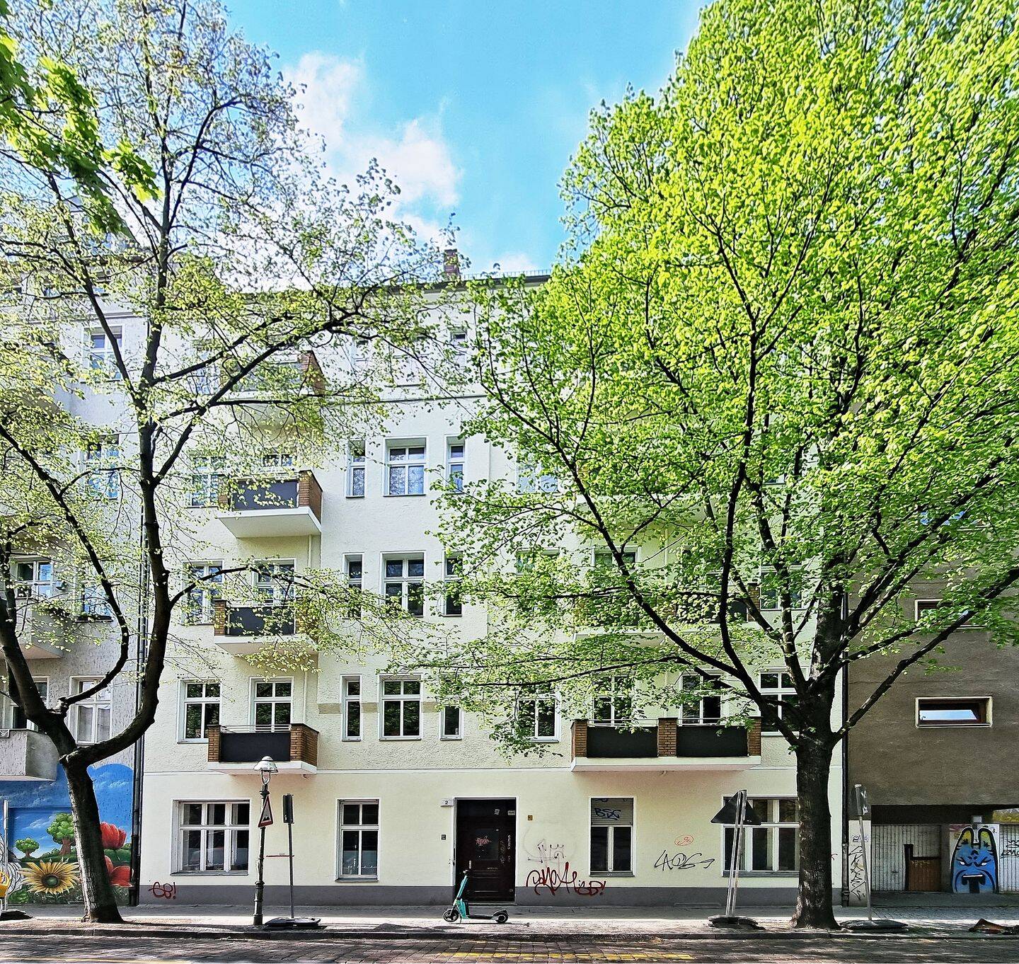 Altbau-Rohling mit dem Ausbaurecht für zwei Wohnungen im beliebten Neuköllner Drei-Länder-Eck! – Berlin – Vorschaubild 6