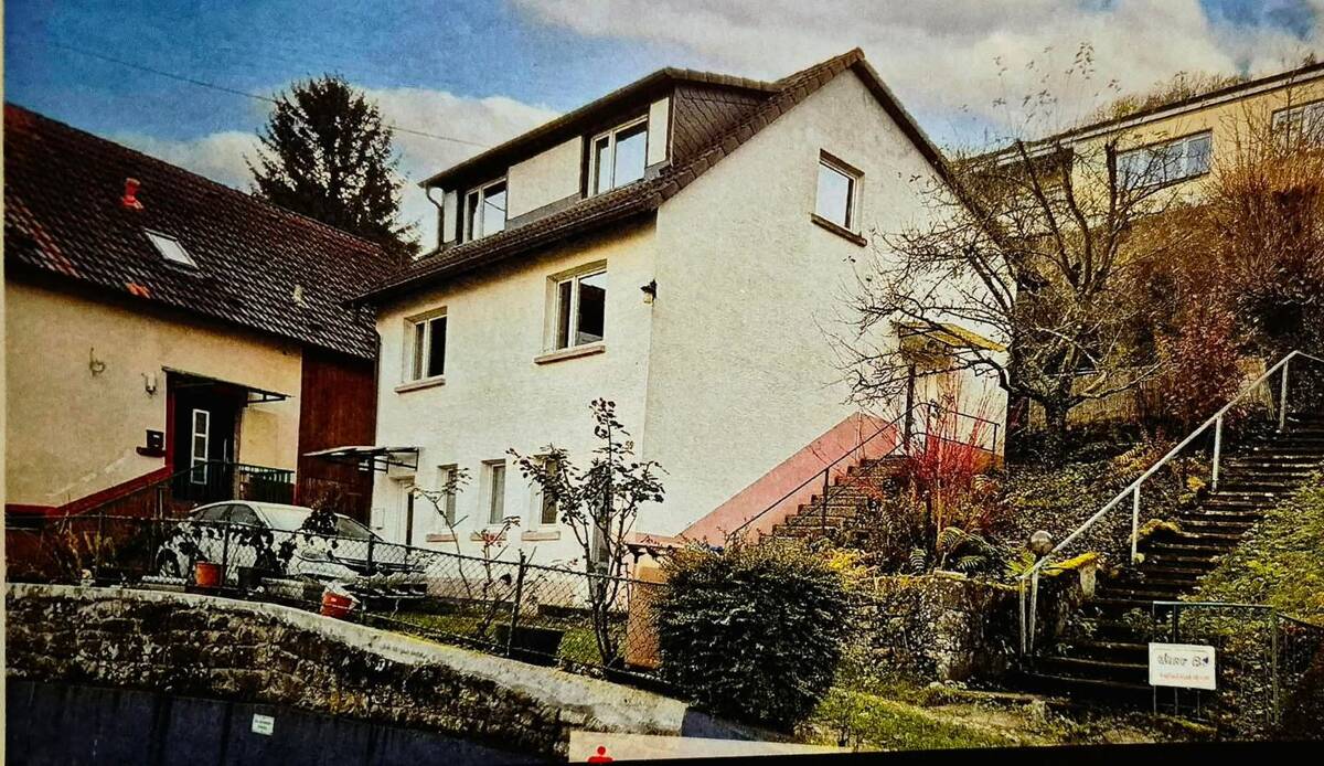 Kleines Haus mit Aussicht zu vermieten – 69118 Heidelberg – Bild 1 von 8