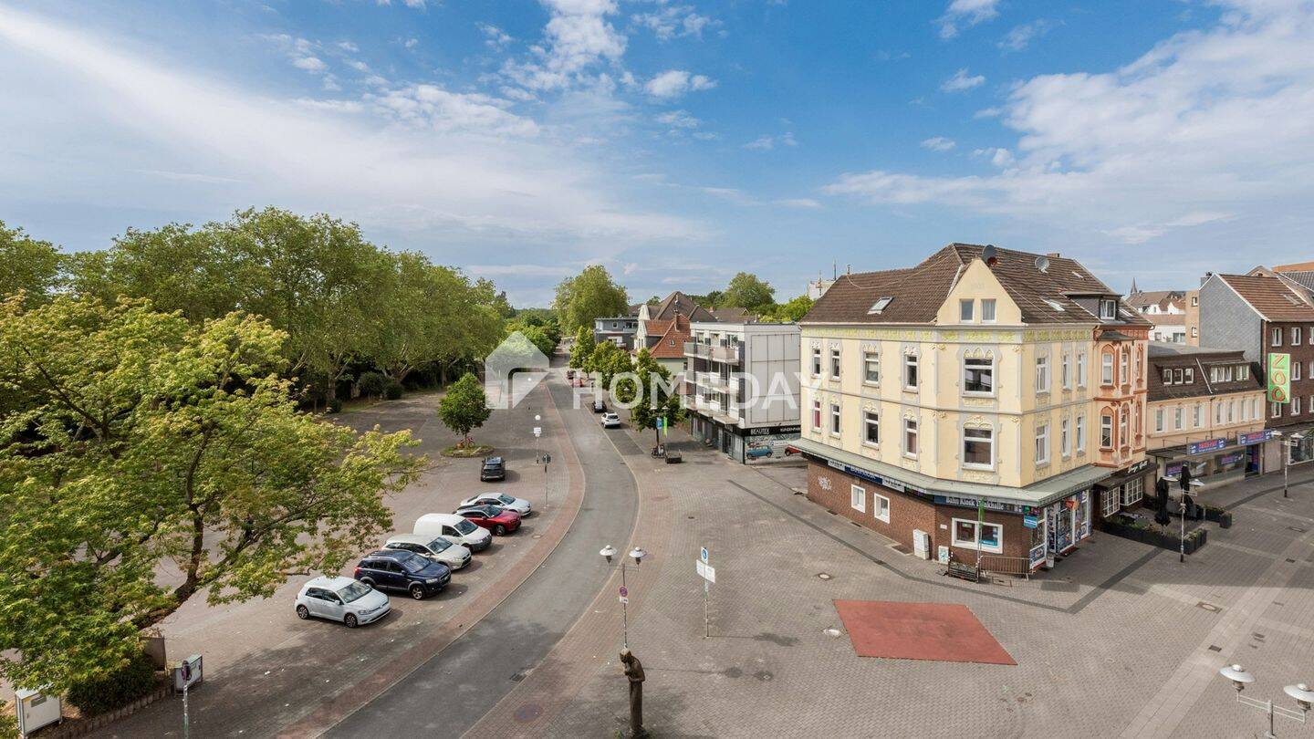 Großzügige Dachgeschosswohnung mit zwei Balkonen und Aufzug – Oberhausen – Vorschaubild 2