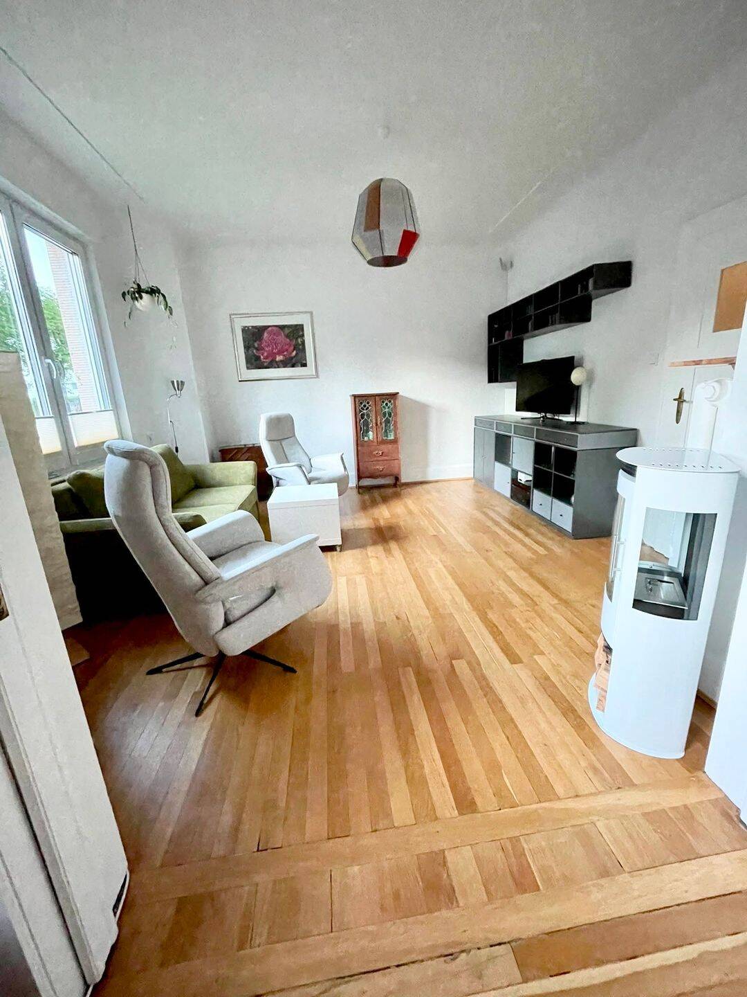 Stilvolle Altbauwohnung mit Charme am Rotenbühl– 3 Zimmer, 2 Balkone, komplett saniert – Saarbrücken – Vorschaubild 4