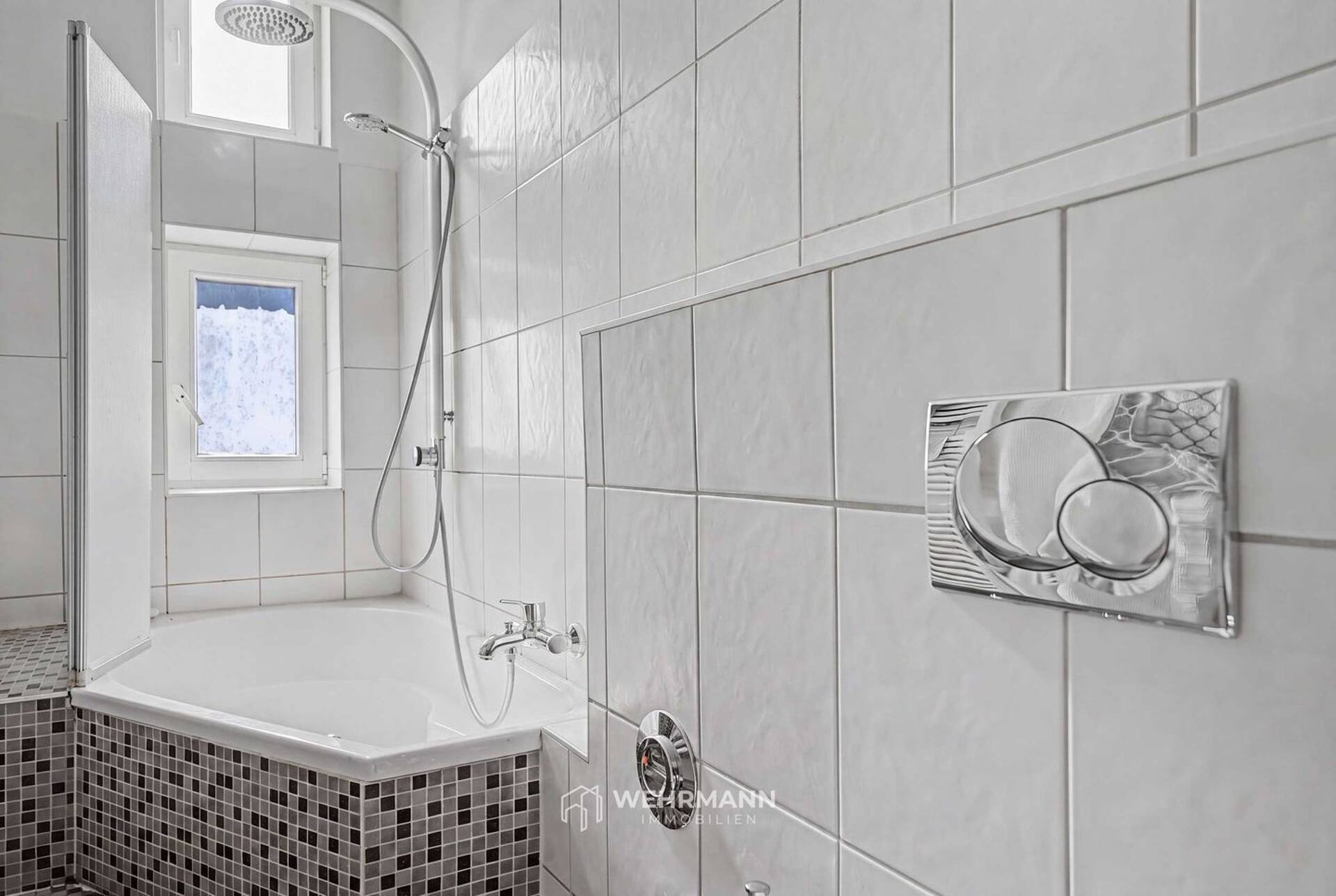 Mehrfamilienhaus in 51105 Köln mit 457 m² kaufen