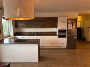 "Haus am Park" 4,5 Zimmer-Wohnung mit Einbauküche in 47226 Duisburg-Rheinhausen "Aufzug vorhanden" – 47226 Duisburg – Vorschaubild 3
