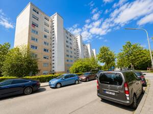 Attraktive 3-Zimmer-Wohnung zum Sanieren zur sofortigen Nutzung in München-Johanneskirchen – 81927 München – Vorschaubild 2
