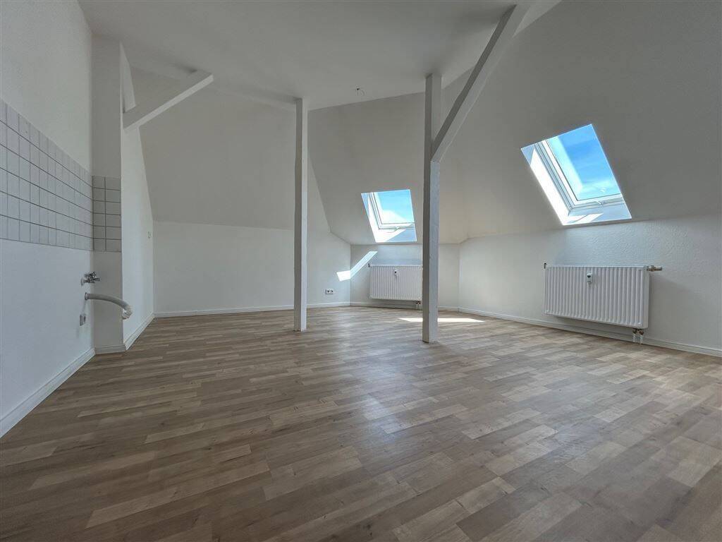gemütliche 2-Raum-Wohnung im Dachgeschoss in Gablenz – Chemnitz – Vorschaubild 2