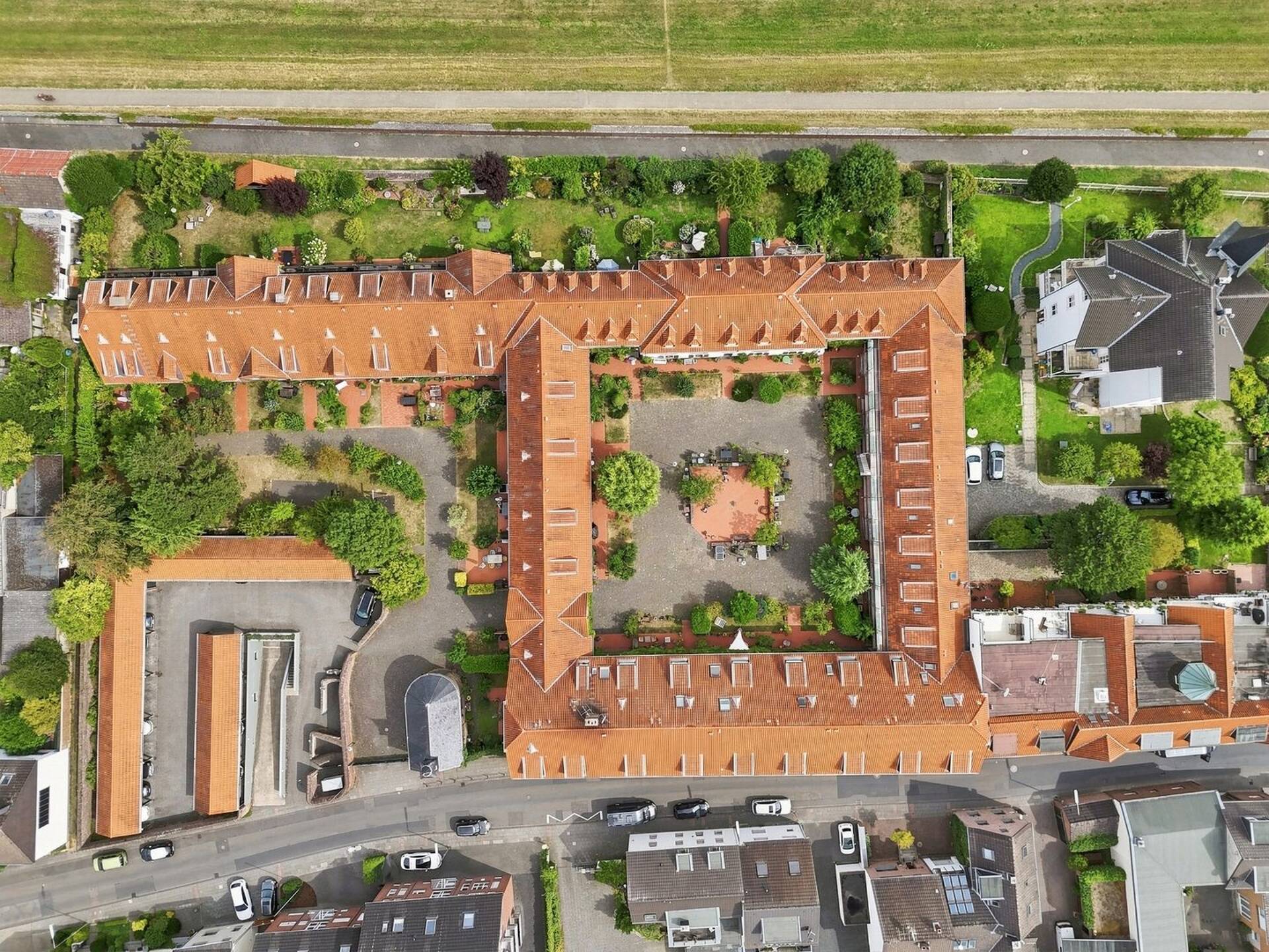 Maisonettewohnung in 50769 Köln mit 75 m² kaufen