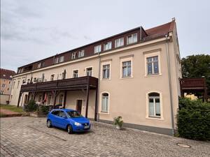 4-Zimmer-Maisonettewohnung in Dresden-Gruna zum 01.10.2026 bezugsfrei - Denkmalschutzobjekt