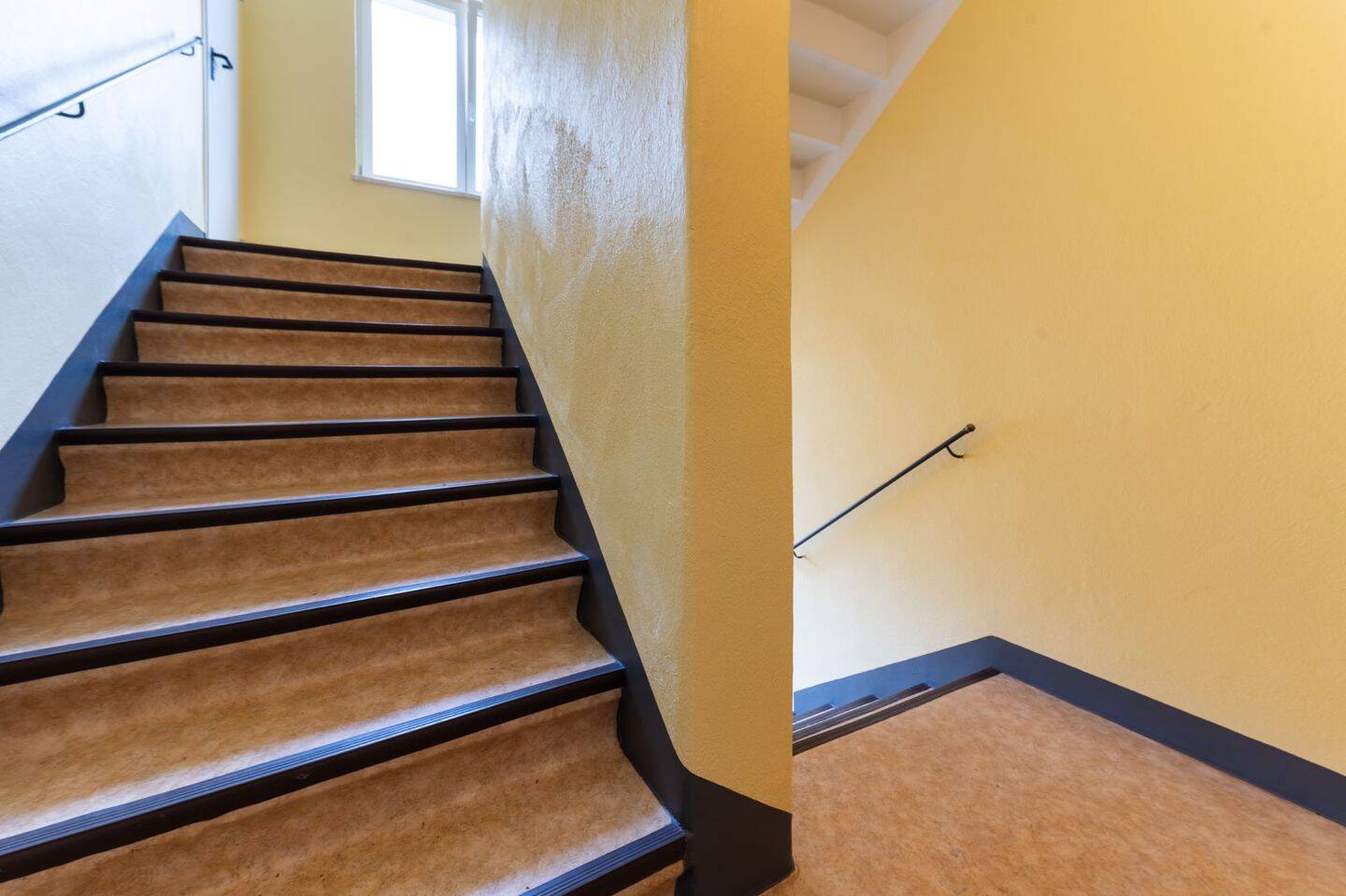 Wohnen mit Komfort: vermietete großzügige 4 Raumwohnung mit Morgenlicht-Balkon – Dresden – Vorschaubild 6