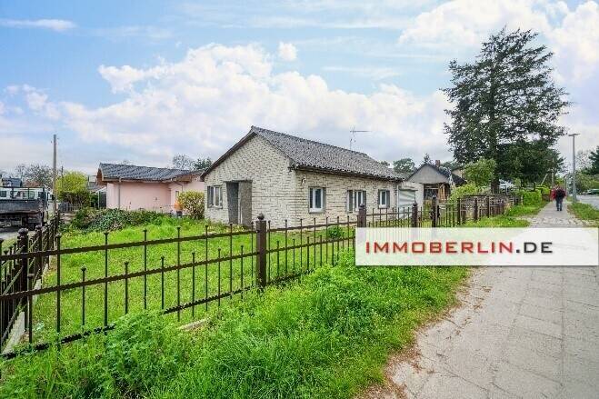 IMMOBERLIN.DE - Sanierungsbedürftiges Haus in sehr naturverbundener Lage zwischen Dahme & Wald