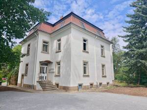 Erstbezug nach Sanierung - Stilvolle Altbauwohnung mit Wintergarten & Stellplatz – 1279 Dresden – Vorschaubild 2
