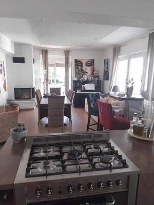 Exklusive Stadtwohnung mit Sauna, großer Terrasse & separatem Büro im Zentrum von Paderborn – 33102 Paderborn – Vorschaubild 3