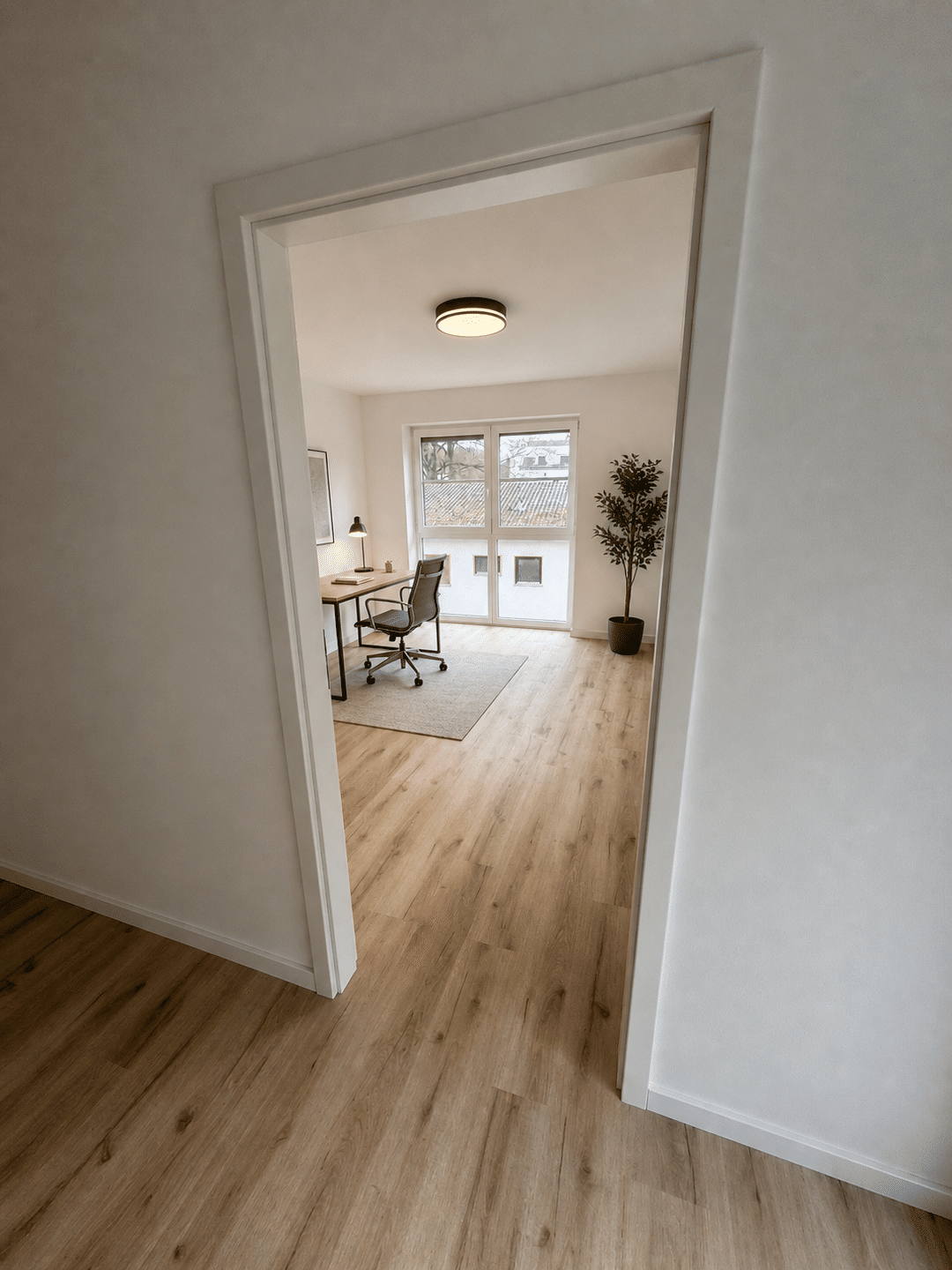 Attraktive 4-Zimmer-Wohnung mit Westbalkon in Bestlage – ruhig & stadtnah in Regensburg – Regensburg – Vorschaubild 3