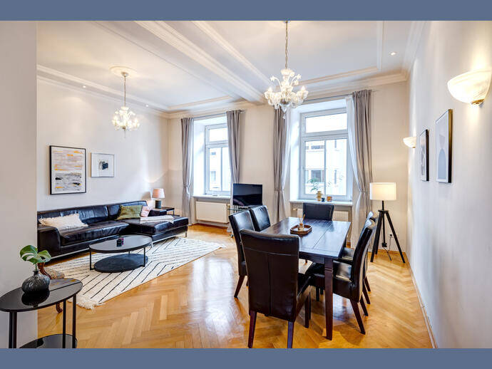 Möbliert: Wunderschöne Altbauwohnung am Gärtnerplatz