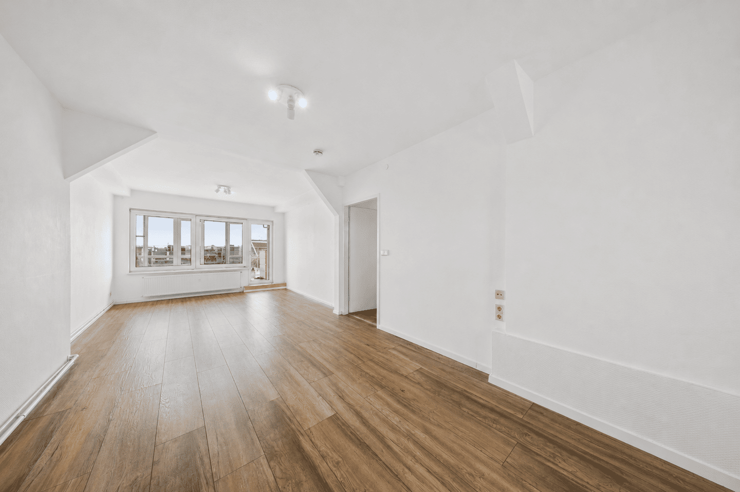 Frei ab 2027. Penthouse. Provisionsfrei. Fahrstuhl. Zwei Terrassen! – Berlin – Vorschaubild 2