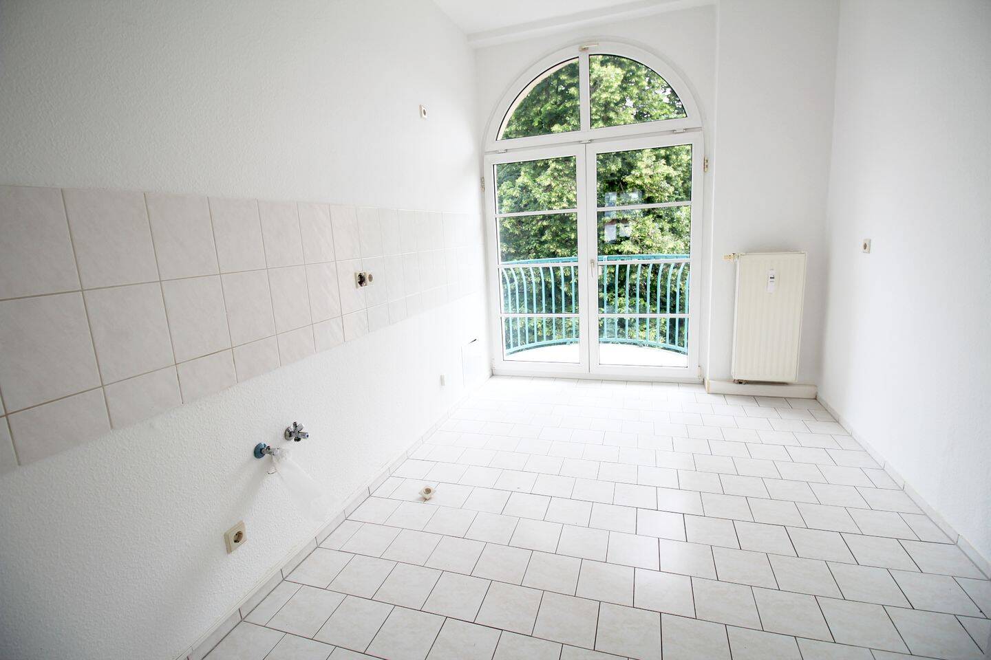 Wohnen im Grünen, 3-Raum-Wohnung im Helenenhof – Chemnitz – Vorschaubild 4