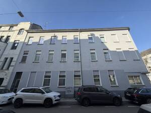 KR: 6-PARTEIENHAUS MIT MIETSTEIGERUNGSPOTENZIAL ZU KAUFEN – 47798 Krefeld – Vorschaubild 2
