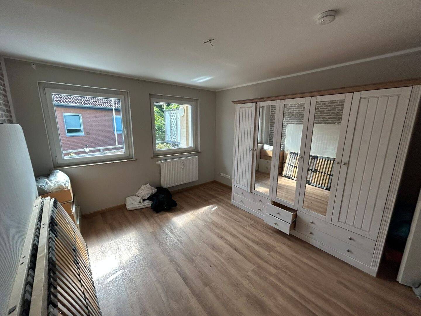 Hochwertige 2-Zimmer-Wohnung mit Blick auf den Meerbach – Nienburg (Weser) – Vorschaubild 4