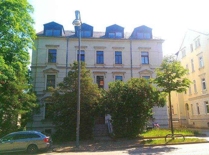 sehr schöne großzügige 3-Zimmer-Wohnung mit Balkon und Stellplatz – Chemnitz – Vorschaubild 2
