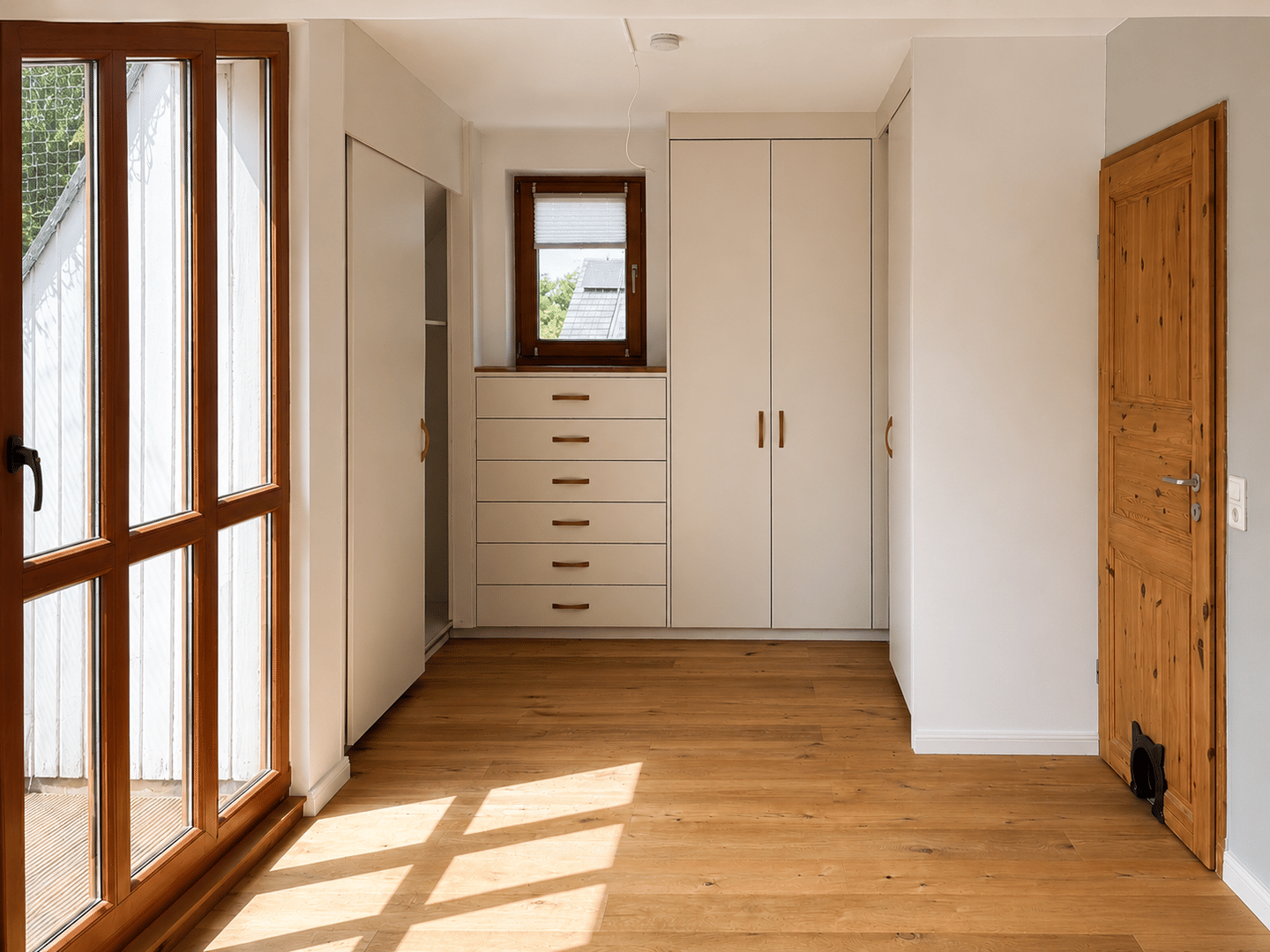 Bezugsfreie 4-Zi.-Maisonett-Wohnung mit Balkonen und PKW-Stellplätzen in Berlin-Kladow – Berlin – Vorschaubild 9