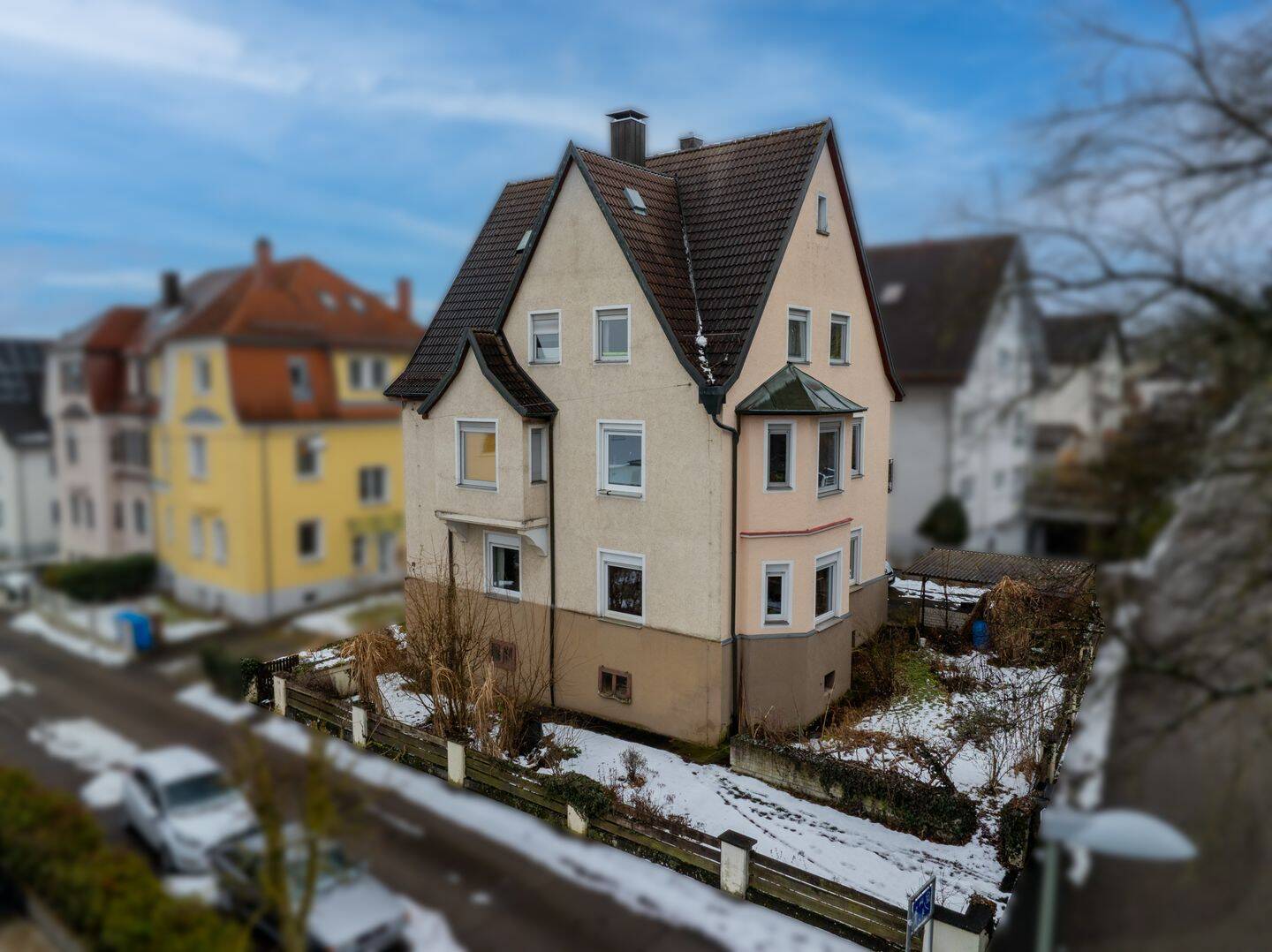 Mehrfamilienhaus in Ulm - Toplage mit Altbaucharakter – Ulm – Bild 1 von 9