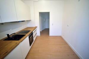 Helle Wohnung in Alt-Hohenschönhausen, 2 Zimmer, Einbauküche, Loggia – 13055 Berlin – Vorschaubild 5