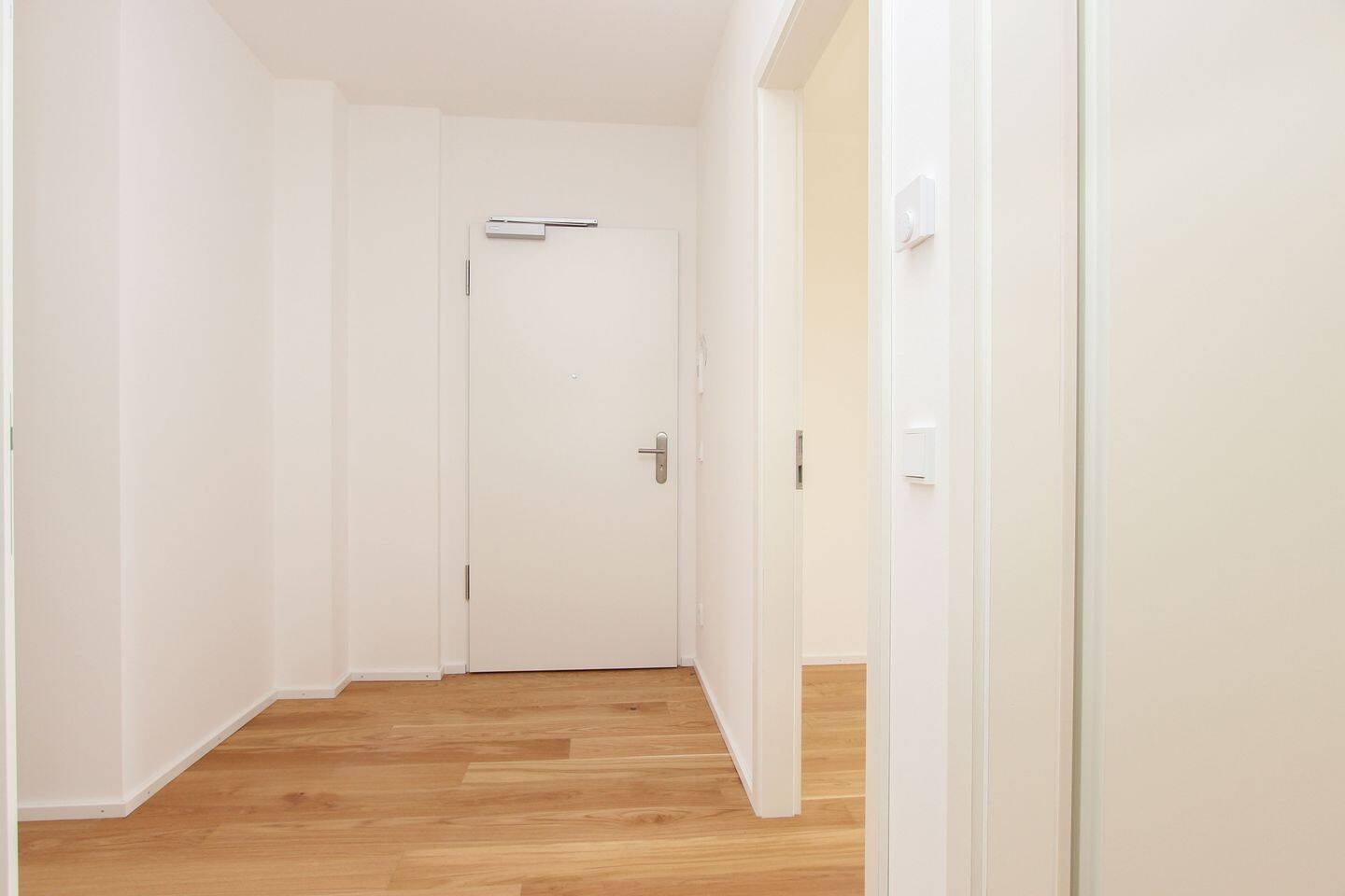 LOCHHAUSEN: Moderne 3-Zimmer-Wohnung mit Loggia! – München – Vorschaubild 7