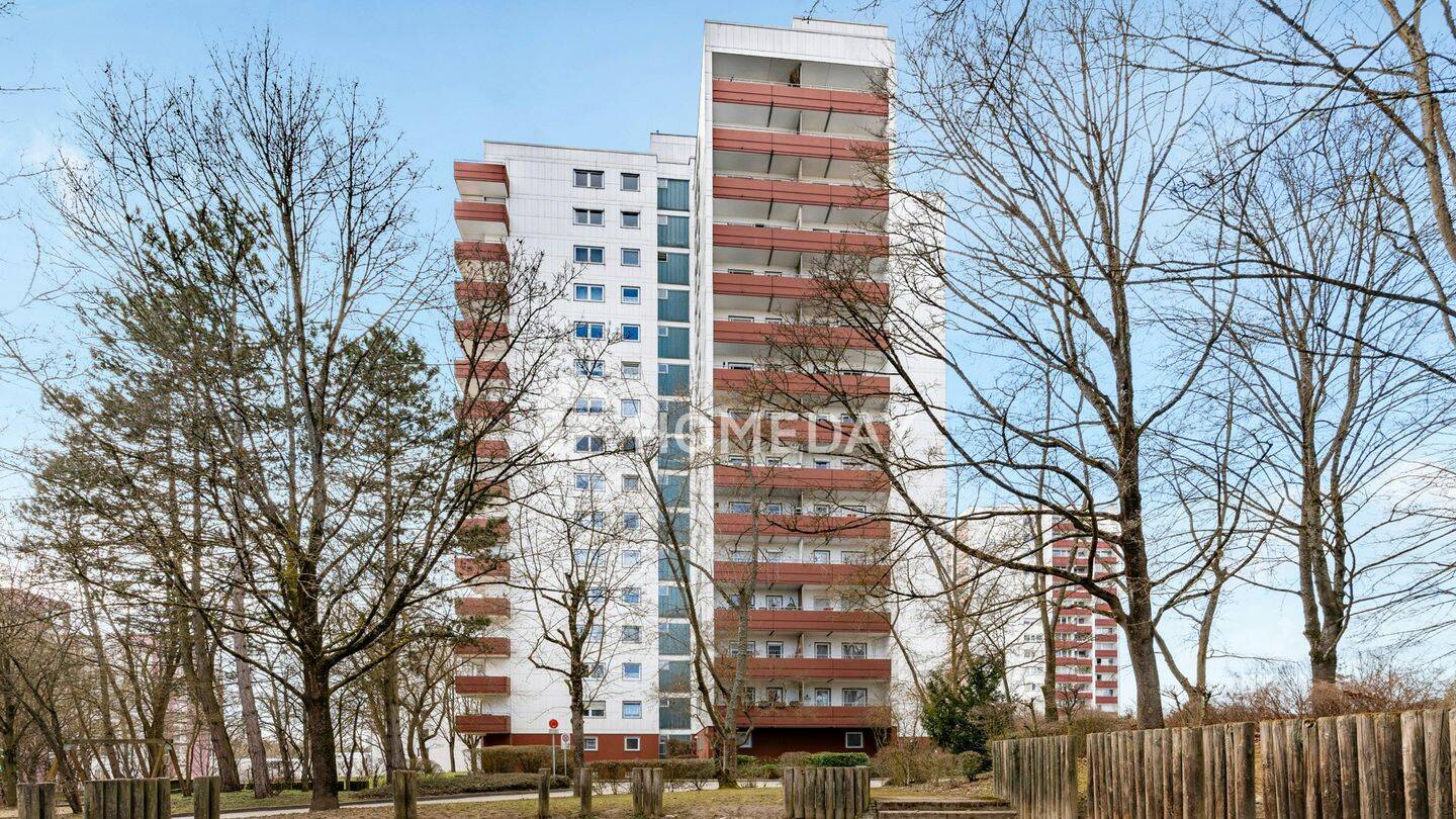 Über den Dächern der Stadt - leerstehende 2-Zimmer-Wohnung, mit Balkon und Wintergarten – Regensburg – Vorschaubild 6