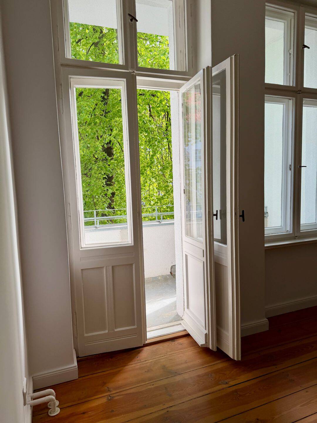 PROVISIONSFREI | Bezugsfreie Altbauwohnung nähe Bötzowkiez – 2 Zimmer, Balkon – Berlin – Vorschaubild 3