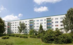 3-Raum-Wohnung mit Balkon und Tageslichtbad am Baggersee