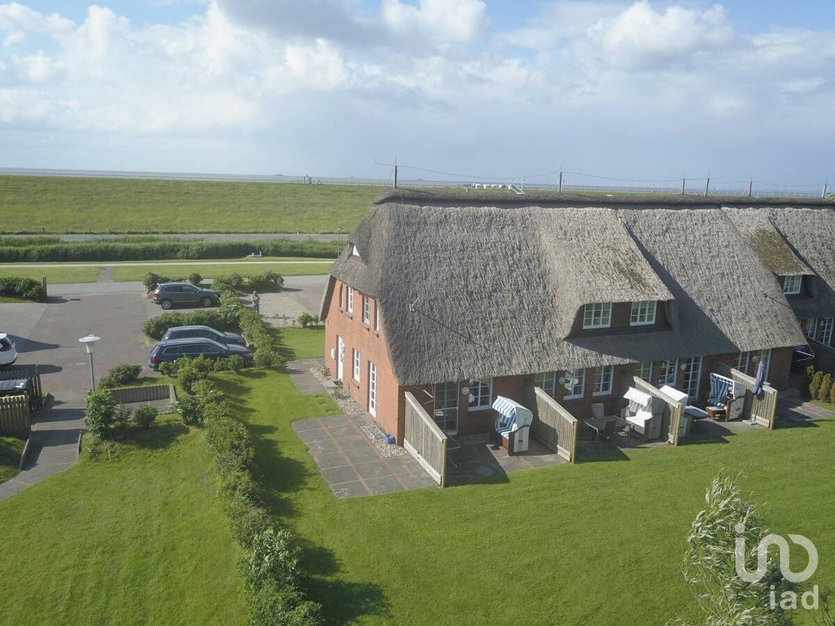 Ferienhaus unter Reet direkt am Nordseedeich – Nordstrand – Bild 1 von 9