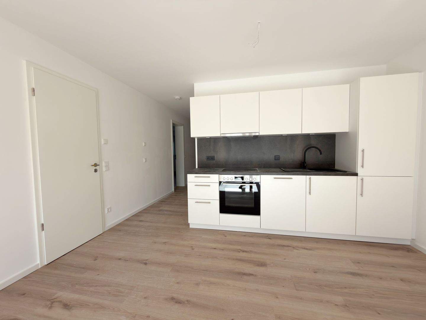 Exklusive 3-Zimmer-Neubauwohnung mit hochwertiger Ausstattung ~ Erstbezug ~ Tiefgarage ~ Aufzug ~ Sofortbezug – Nürnberg – Vorschaubild 8