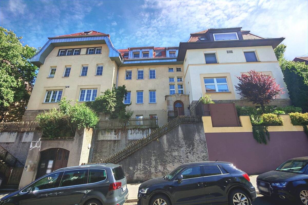 Stuttgart-Gänsheide: Bürohaus mit Entwicklungspotential zu Wohnen! – 70184 Stuttgart – Bild 1 von 6