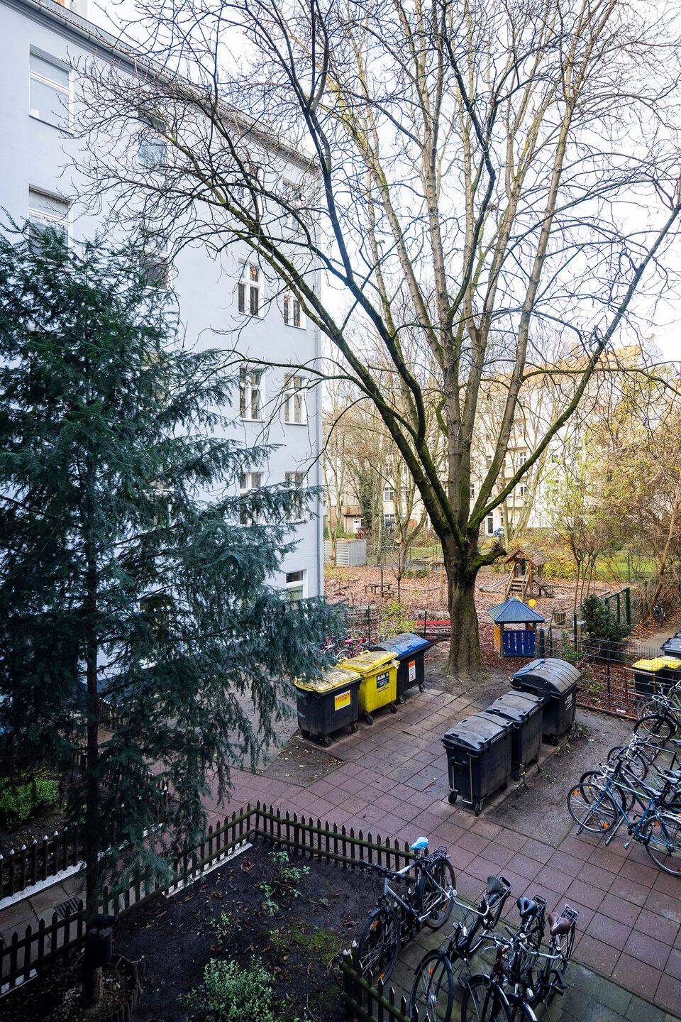 Kapitalanlage im Prenzlauer Berg: Großzügige 2-Zimmer-Altbauwohnung mit Balkon & optimalem Grundriss – Berlin – Vorschaubild 8