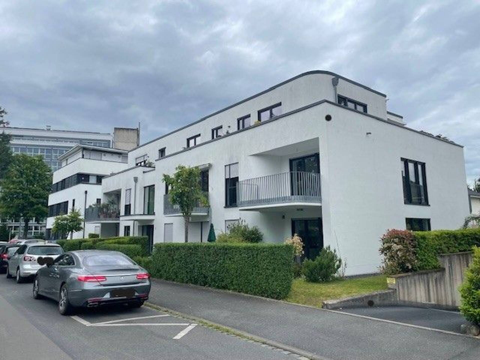 Etagenwohnung in 53177 Bonn - Bad Godesberg  mit 5.417 m² kaufen