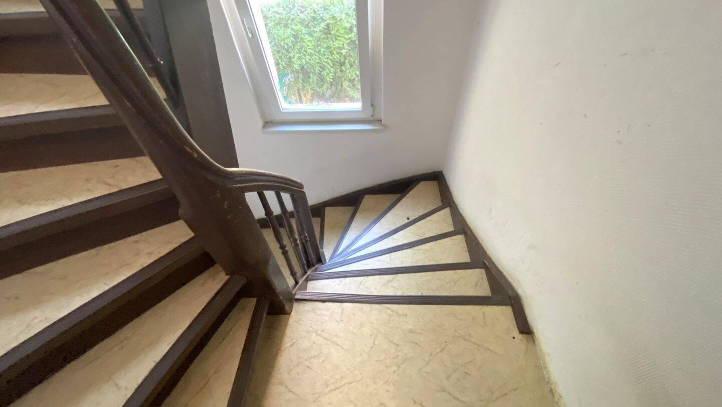 Attraktives Mehrfamilienhaus mit 12 Zimmern über 4 Etagen - ideal für Kapitalanleger! – Altenburg – Vorschaubild 6